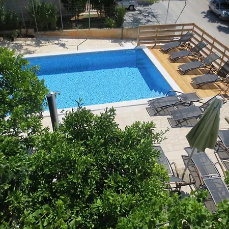 Zimmer F2 Διαμέρισμα