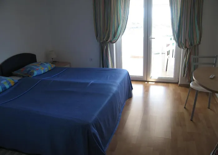 Zimmer F2 Διαμέρισμα